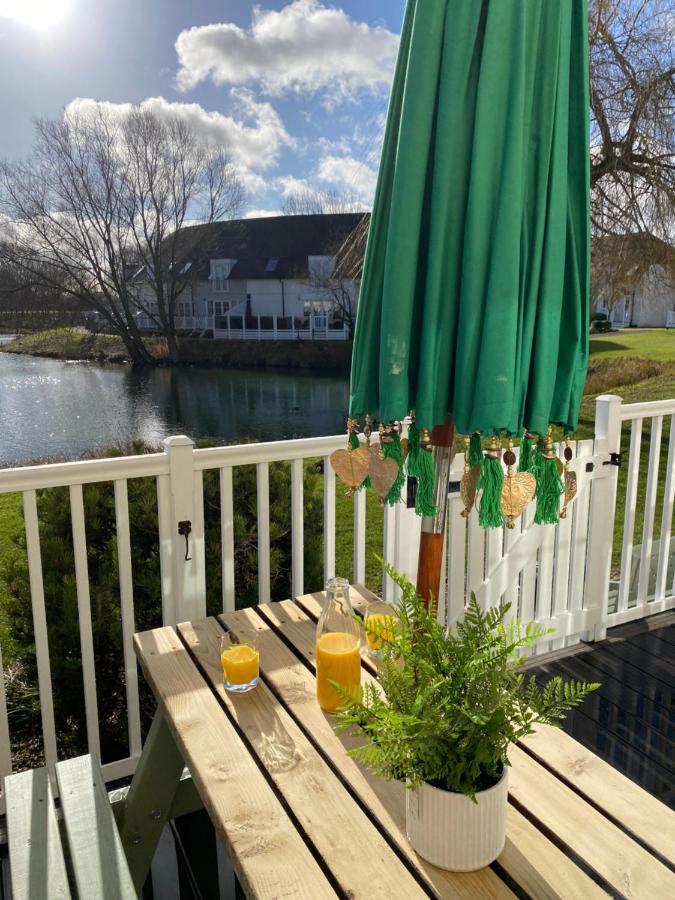 Emerald Lake House South Cerney Esterno foto