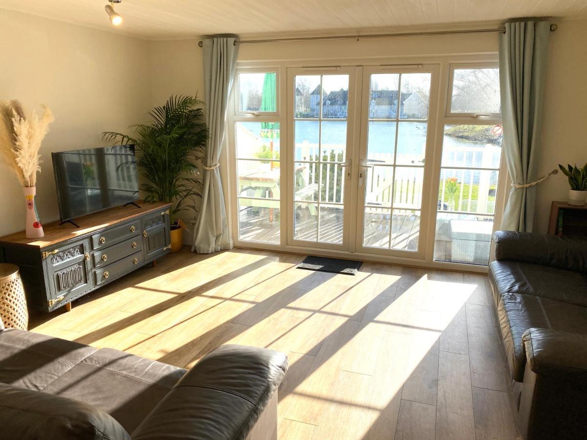Emerald Lake House South Cerney Esterno foto