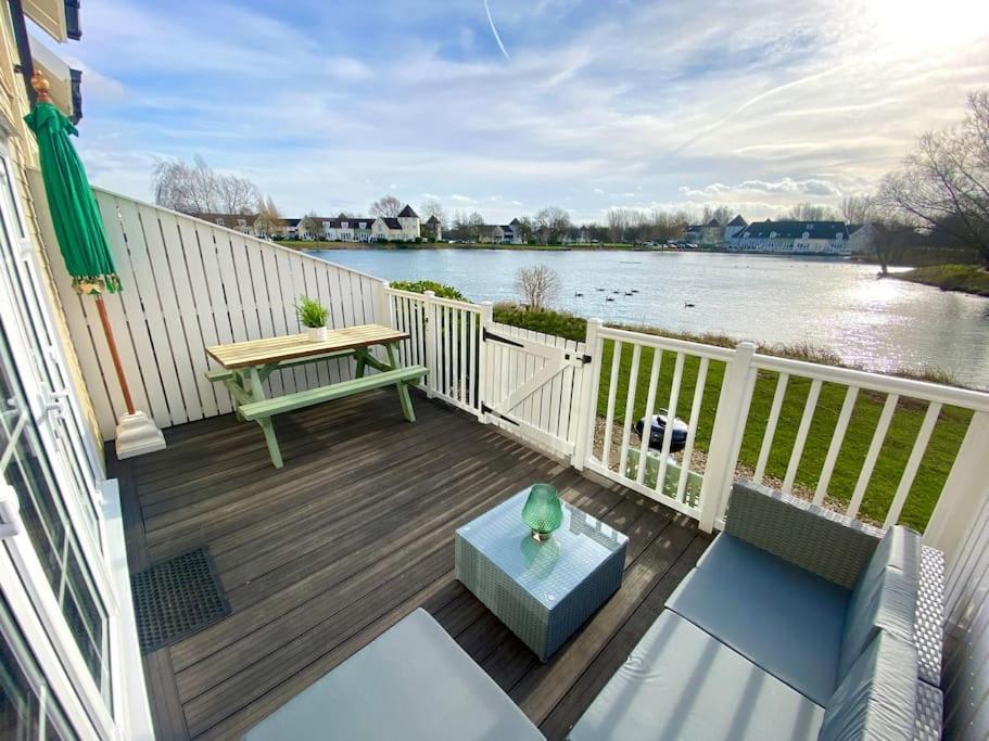 Emerald Lake House South Cerney Esterno foto