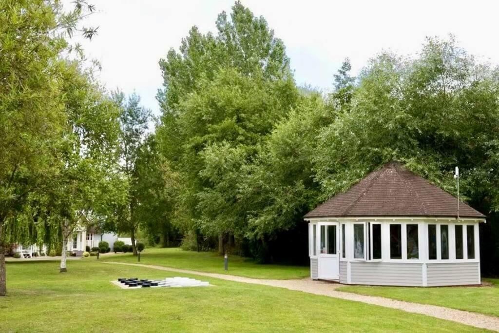 Emerald Lake House South Cerney Esterno foto
