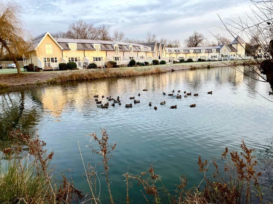 Emerald Lake House South Cerney Esterno foto